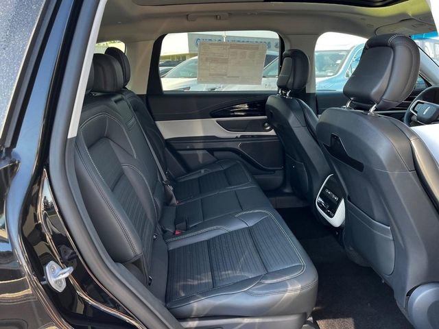 New 2024 Lincoln Nautilus Reserve w/ Equipment Group 202A image 4