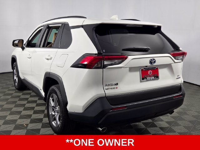 Used 2023 Toyota RAV4 LE AWD/4WD image 6