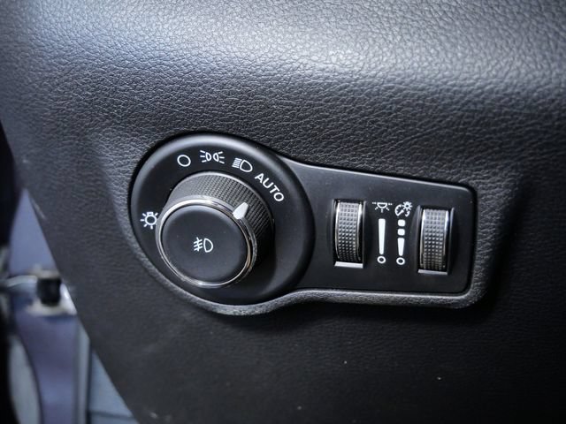 Used 2024 Jeep Compass Limited AWD/4WD image 24
