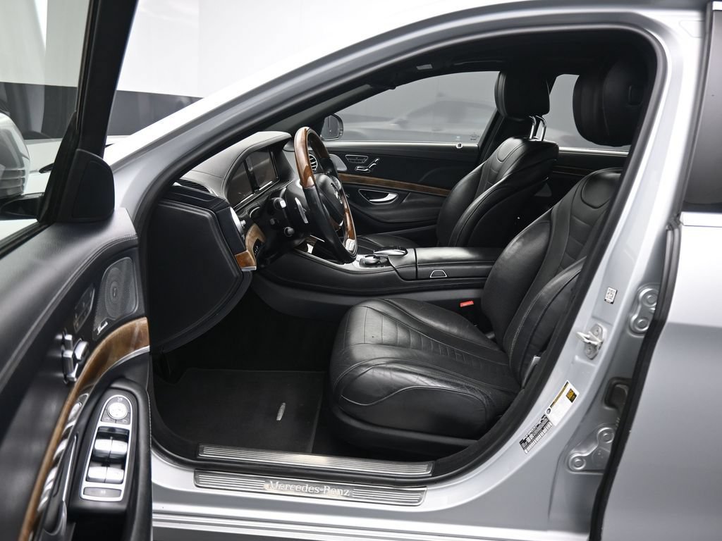 Used 2016 Mercedes-Benz S 550 4MATIC Sedan image 12
