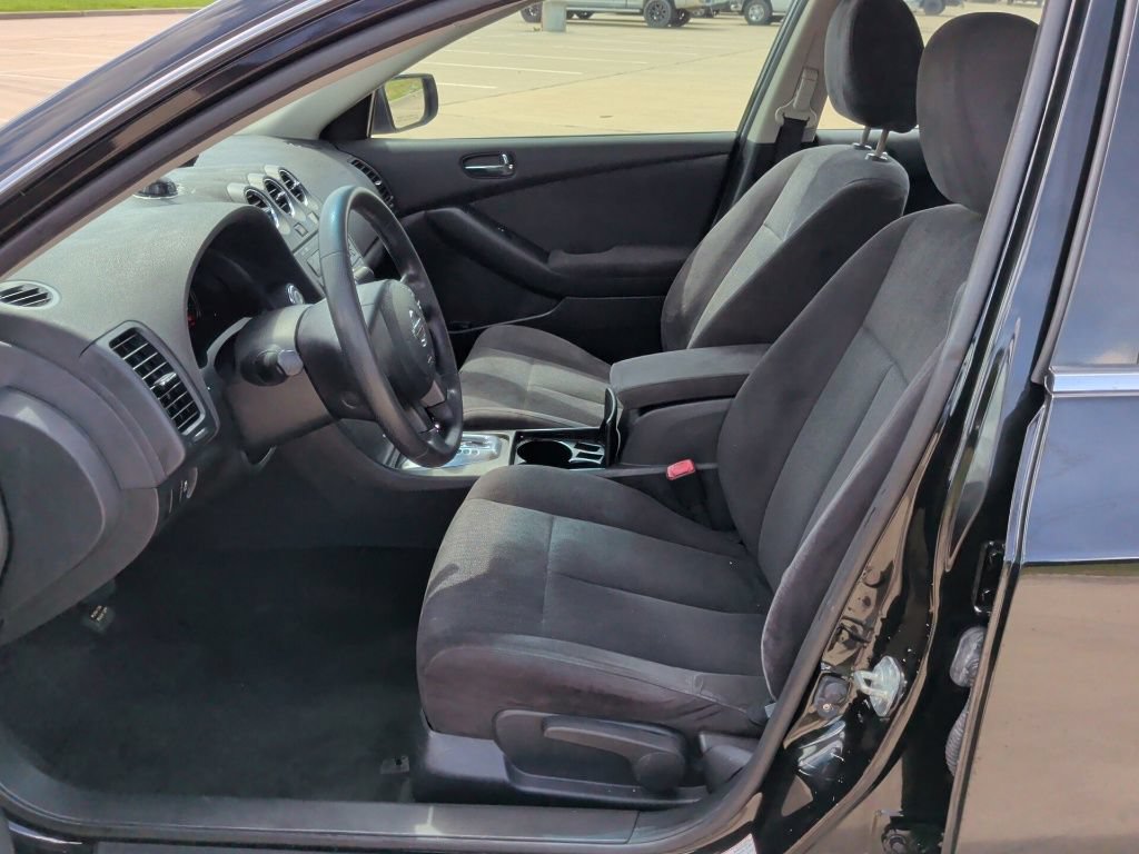 Used 2012 Nissan Altima 2.5 S FWD image 12