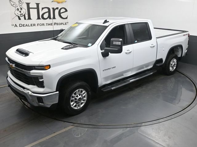 Used 2025 Chevrolet Silverado 2500 LT w/ Convenience Package image 43