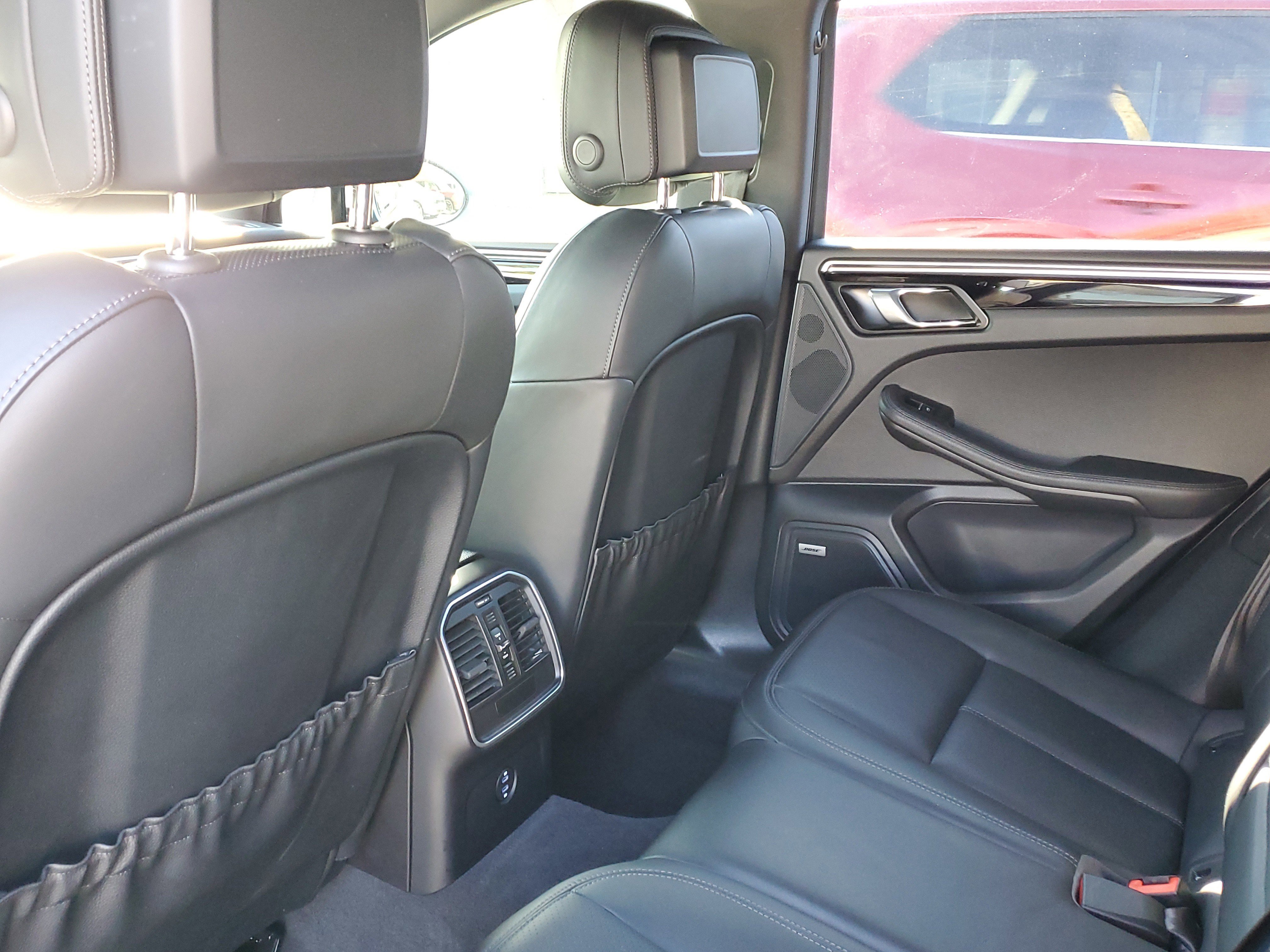 Used 2021 Porsche Macan S image 13