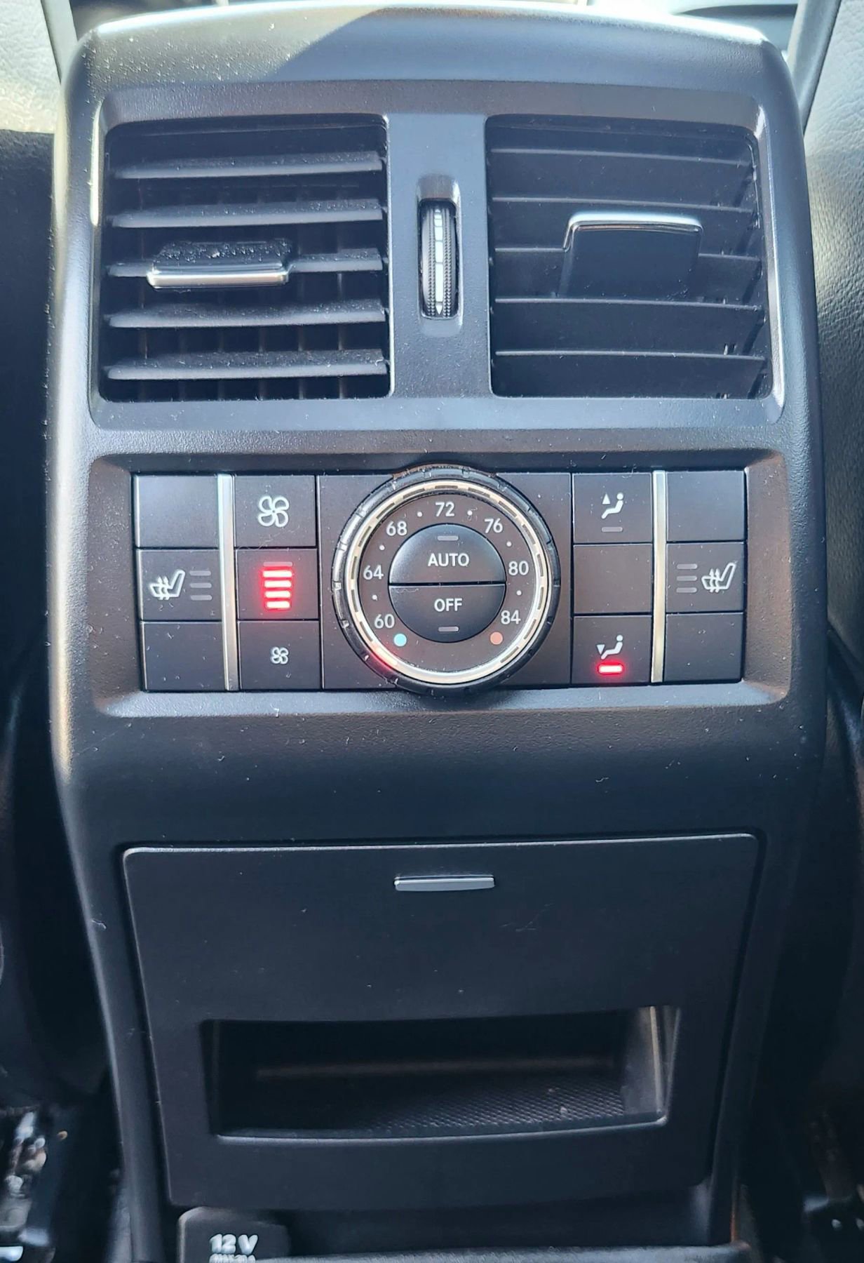 Used 2018 Mercedes-Benz GLS 550 4MATIC image 17