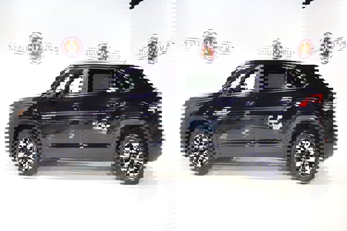 Used 2020 Volkswagen Atlas Cross Sport SEL image 28