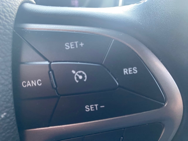 Used 2021 Jeep Grand Cherokee Laredo X AWD/4WD image 10