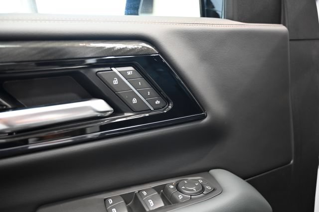 New 2026 GMC Yukon XL AT4 w/ AT4 Premium Plus Package AWD/4WD image 31