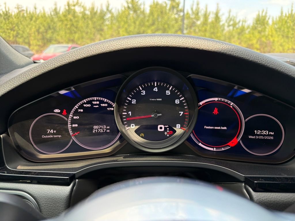 Used 2021 Porsche Cayenne Coupe image 25