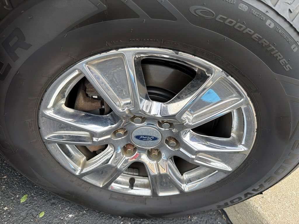 Used 2016 Ford F150 XLT w/ Equipment Group 301A Mid AWD/4WD image 14