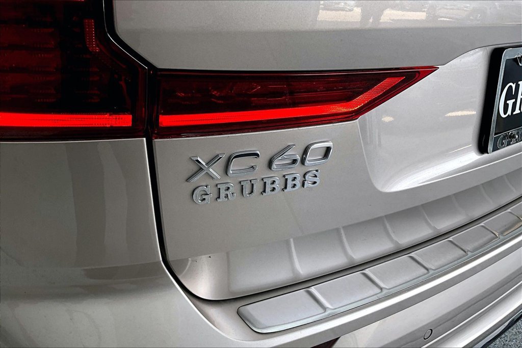 New 2026 Volvo XC60 B5 Plus w/ Protection Package Premier AWD/4WD image 30