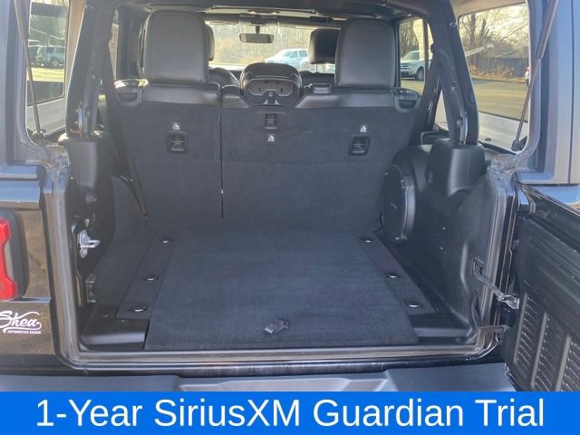 Used 2019 Jeep Wrangler Unlimited Sahara image 21