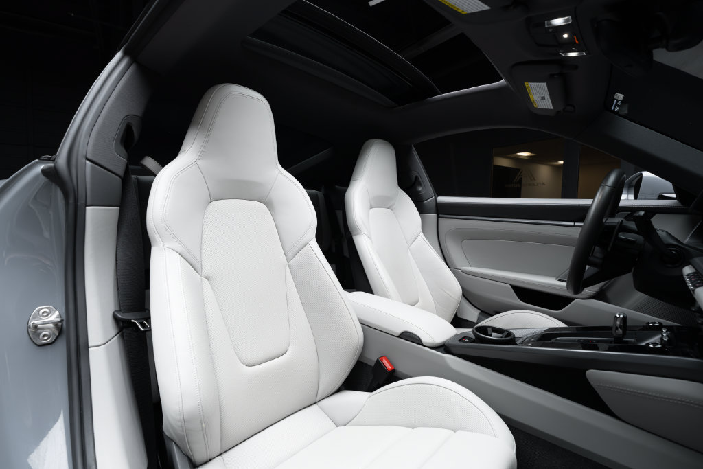 Used 2024 Porsche 911 Carrera S RWD image 42