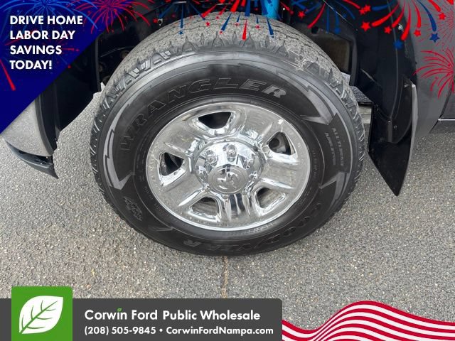 Used 2018 RAM 2500 Tradesman w/ Chrome Appearance Group AWD/4WD image 9