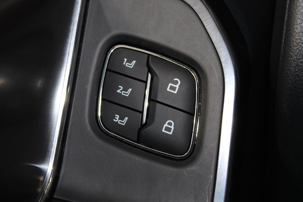 Used 2025 Ford F150 Platinum AWD/4WD image 43
