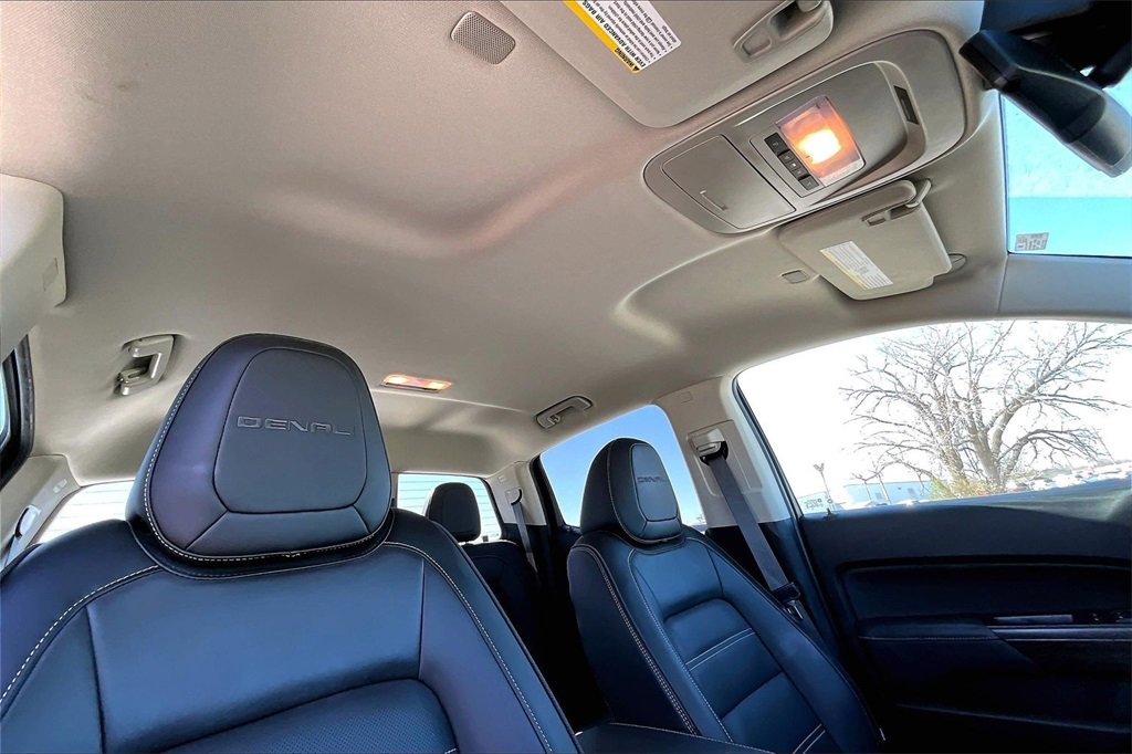 Used 2020 GMC Canyon Denali image 20