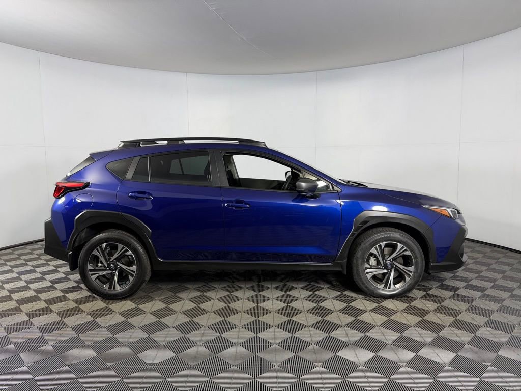 Used 2024 Subaru Crosstrek 2.0i Premium AWD/4WD image 5