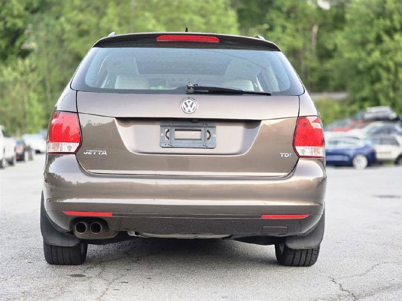 Used 2014 Volkswagen Jetta TDI image 5