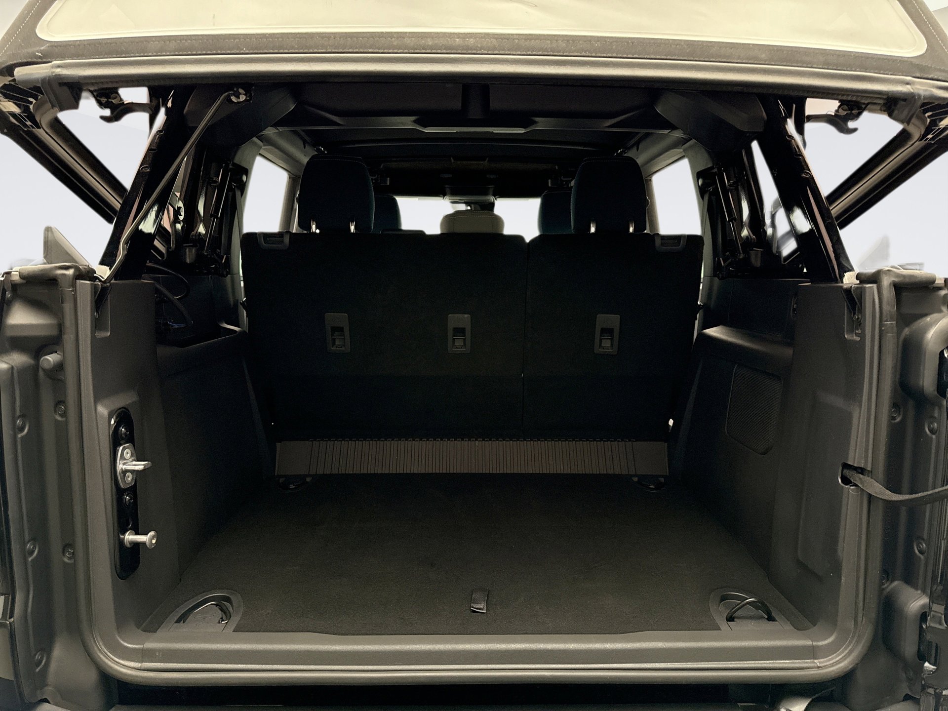 Used 2023 Ford Bronco Outer Banks image 22