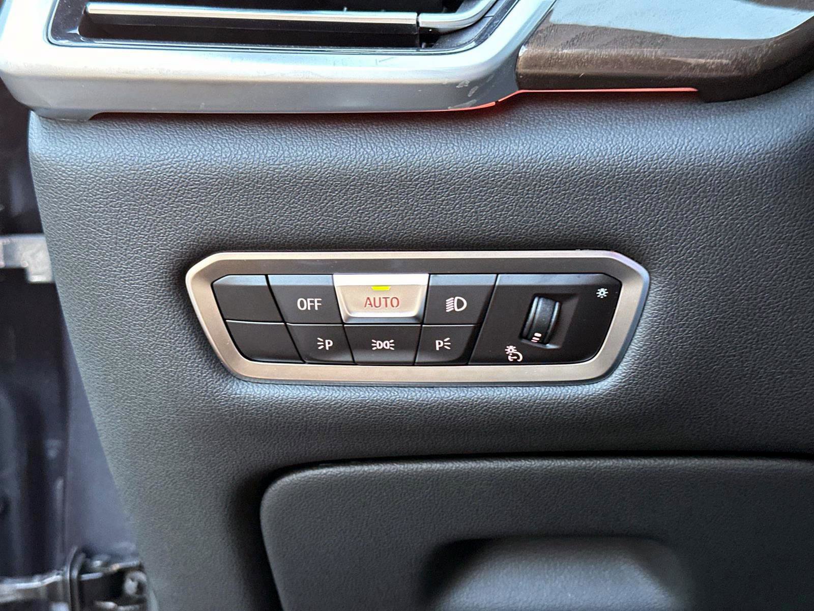 Used 2022 BMW X5 xDrive40i w/ Premium Package image 29