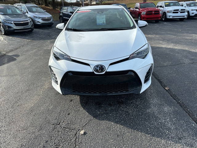 Used 2019 Toyota Corolla L image 3