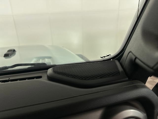 Used 2023 Jeep Wrangler Unlimited w/ Cold Weather Group image 29