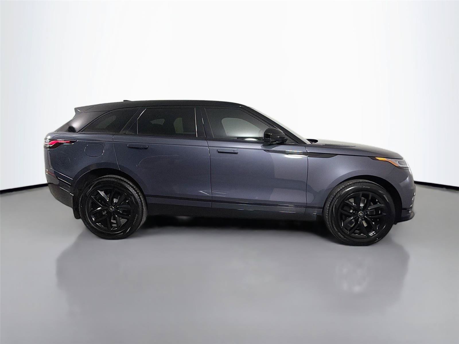 New 2026 Land Rover Range Rover Velar Belgravia AWD/4WD image 4