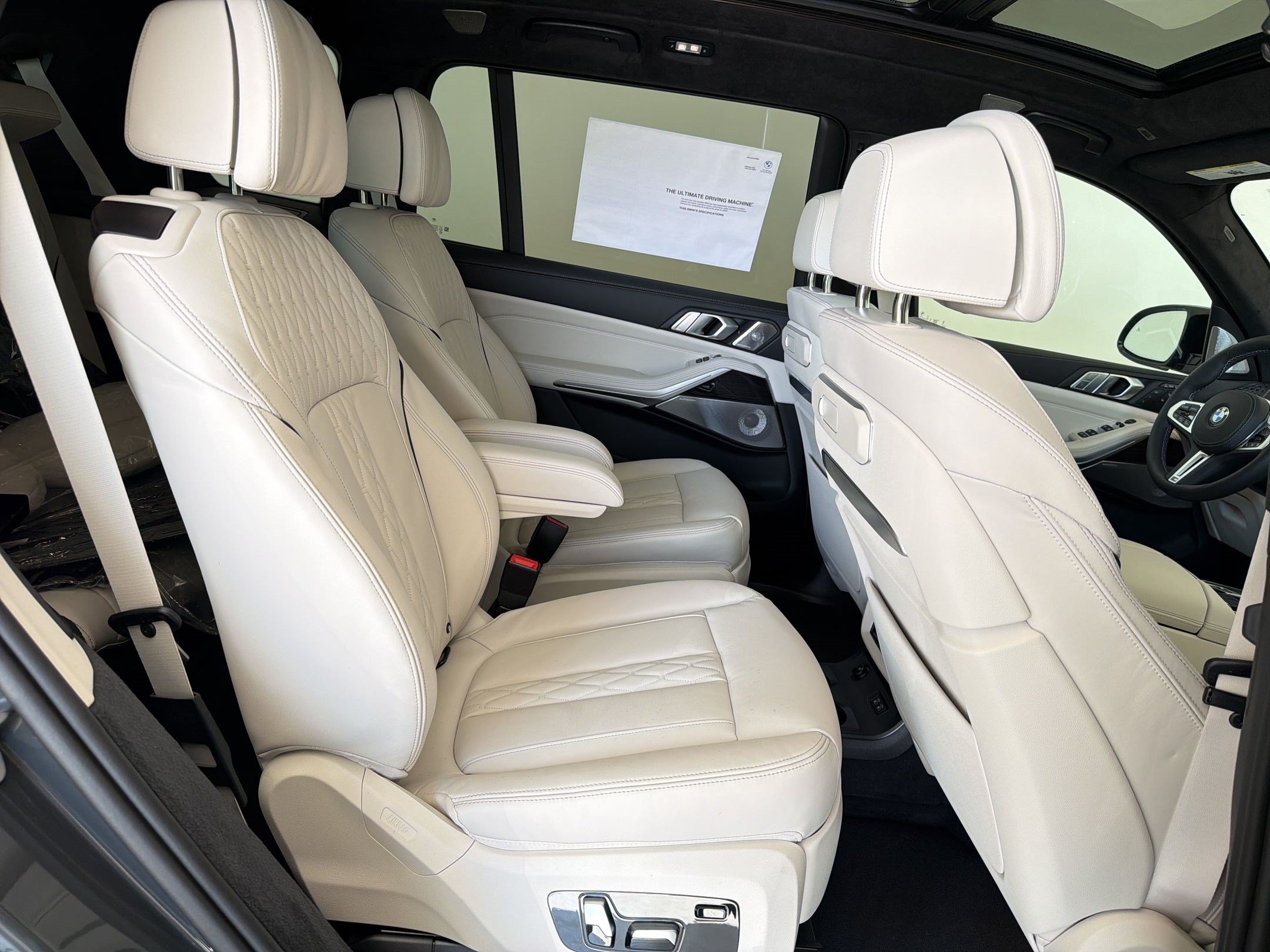 New 2027 BMW X7 M60i AWD/4WD image 30
