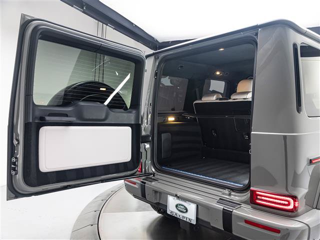 Used 2025 Mercedes-Benz G 550 image 35