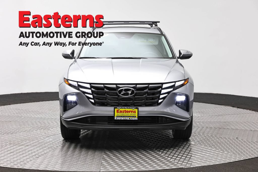 Used 2023 Hyundai Tucson SEL w/ Convenience Package AWD/4WD image 2
