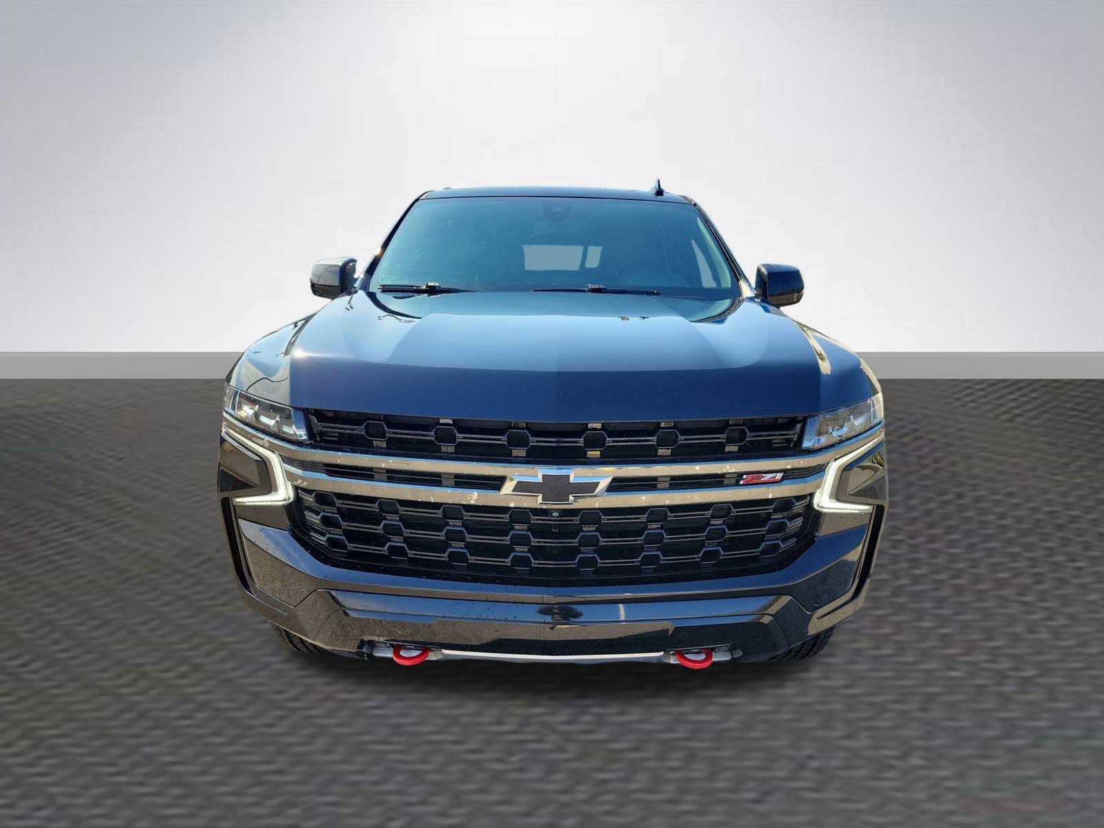 Used 2021 Chevrolet Tahoe Z71 w/ Luxury Package image 2