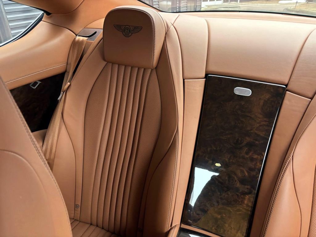 Used 2016 Bentley Continental GT image 19