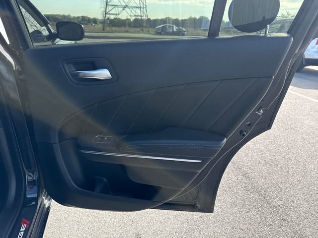 Used 2015 Dodge Charger SXT w/ AWD Plus Group image 16