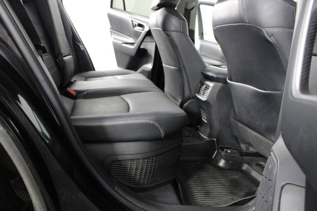 Used 2023 Toyota RAV4 XLE Premium image 22