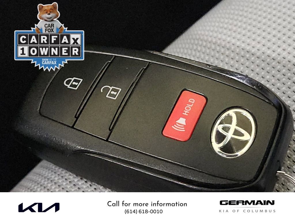 Used 2024 Toyota Corolla SE image 36