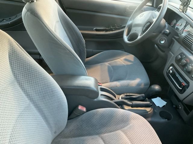 Used 2004 Dodge Stratus SE FWD image 3