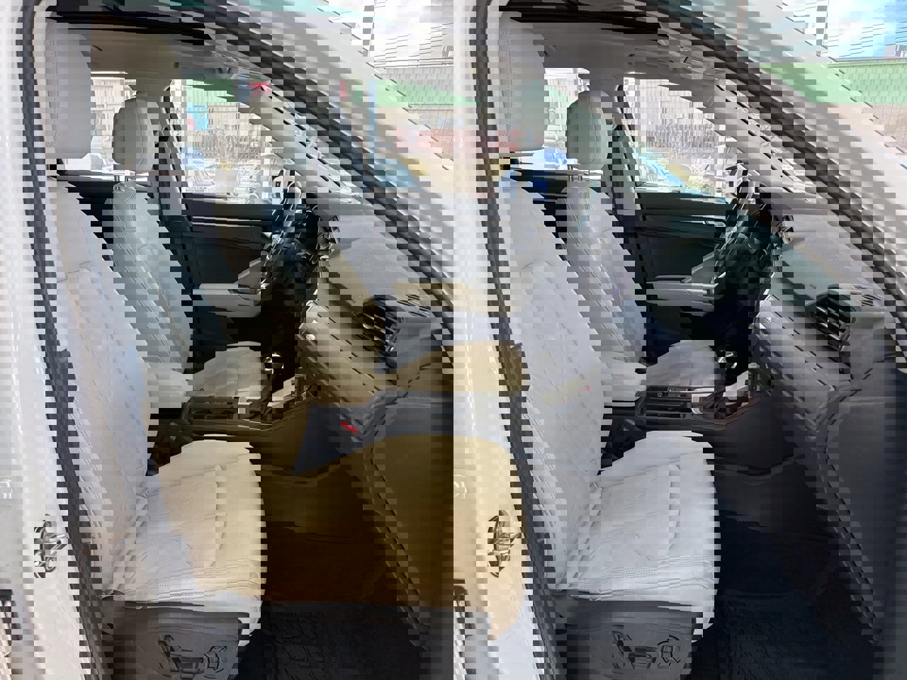 Used 2022 Audi Q3 2.0T Premium w/ Convenience Package image 50