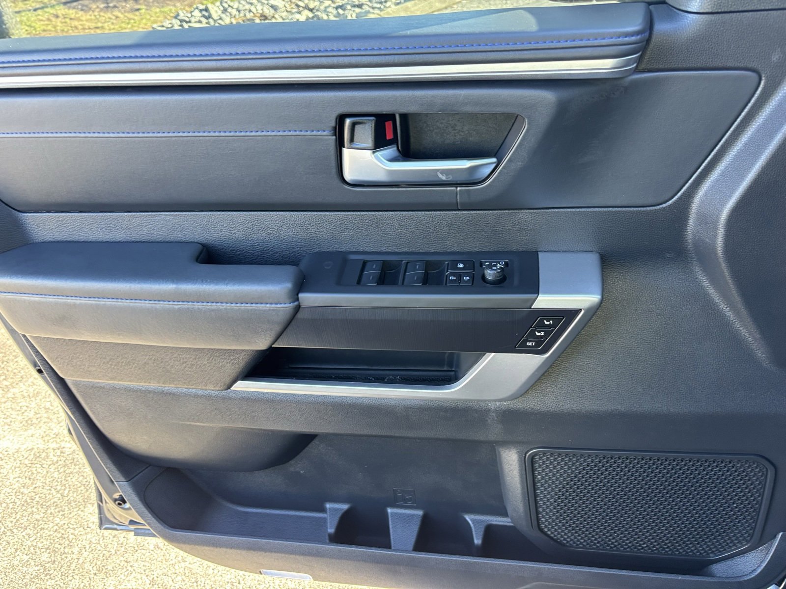 Used 2023 Toyota Tundra Platinum image 14