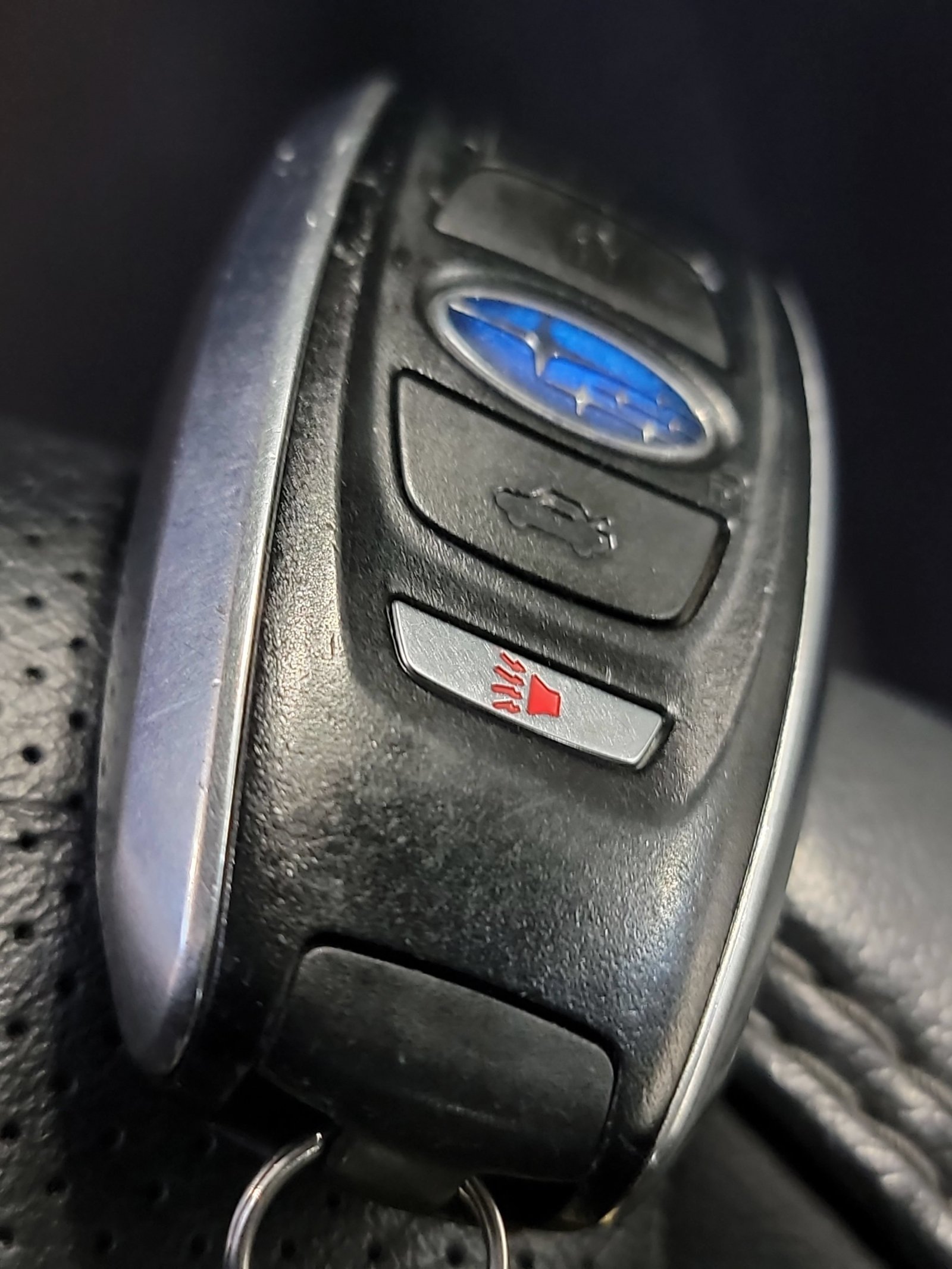 Used 2018 Subaru Outback 3.6R Limited AWD/4WD image 32