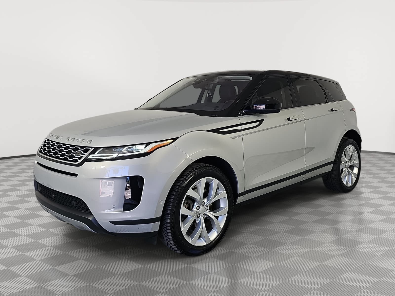 Used 2020 Land Rover Range Rover Evoque SE AWD/4WD image 4