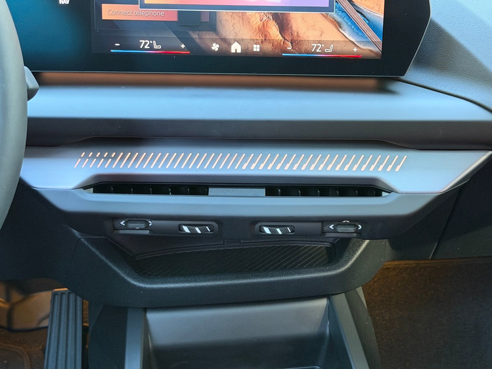 Used 2025 BMW 228i xDrive w/ Premium Package image 19