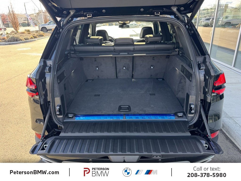 New 2026 BMW X5 xDrive50e image 7