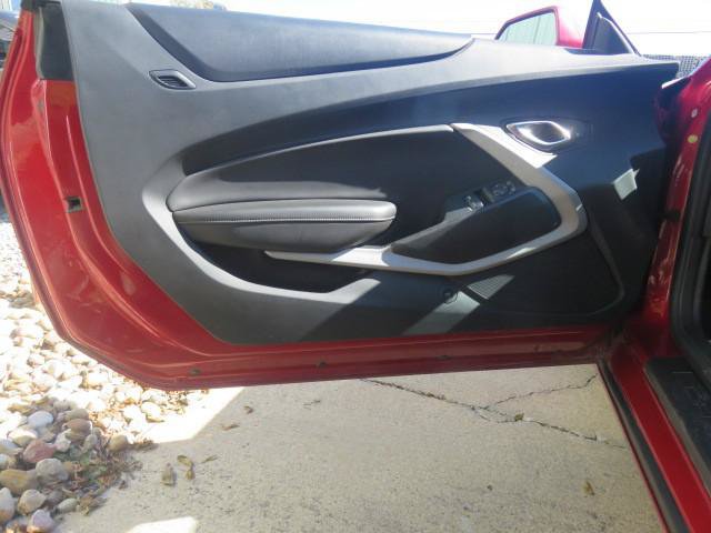 Used 2019 Chevrolet Camaro LT RWD image 9