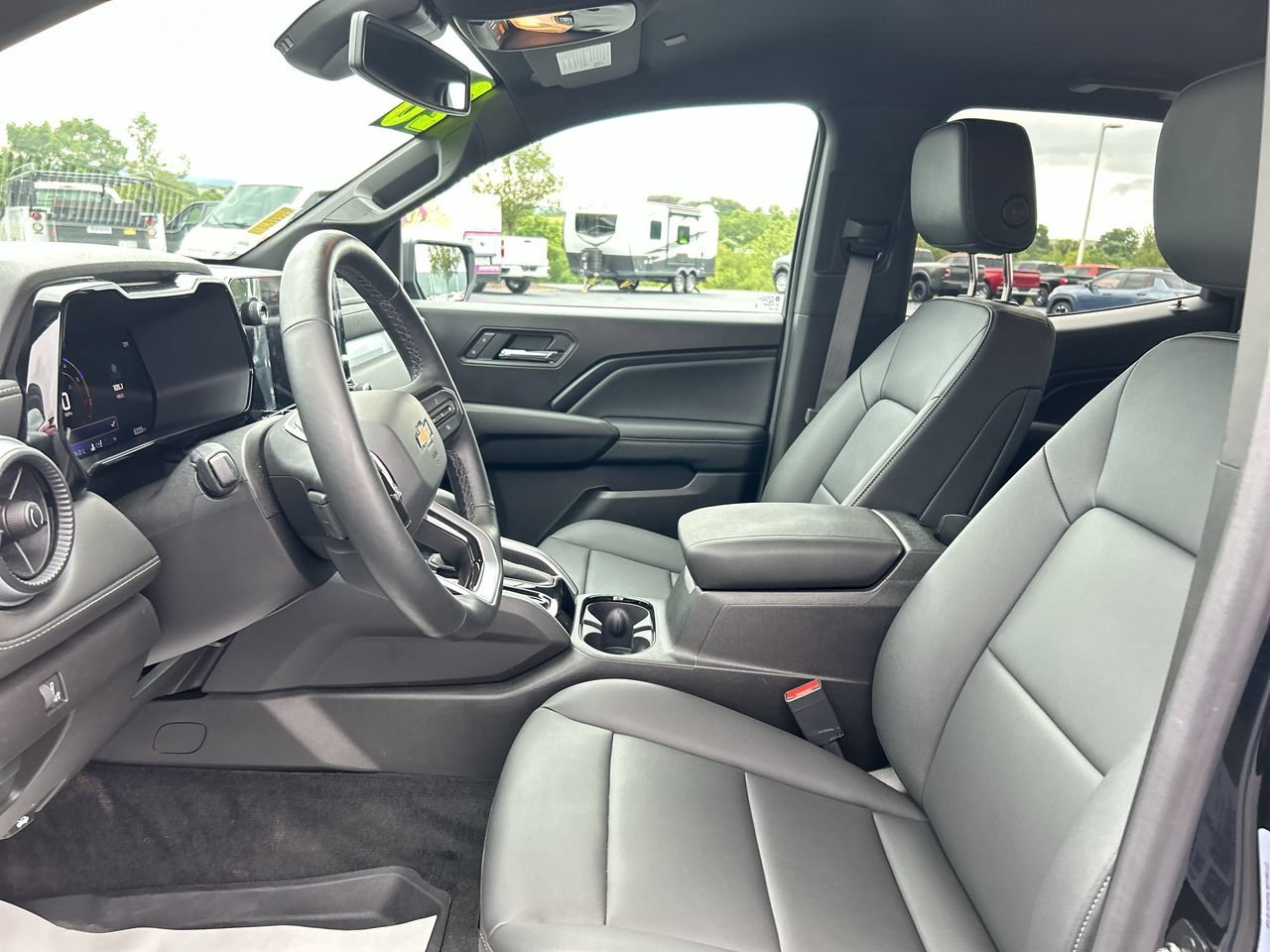New 2026 Chevrolet Colorado LT w/ LT Convenience Package AWD/4WD image 22