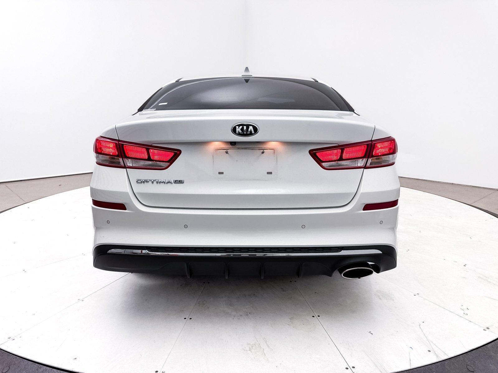 Used 2020 Kia Optima LX image 15