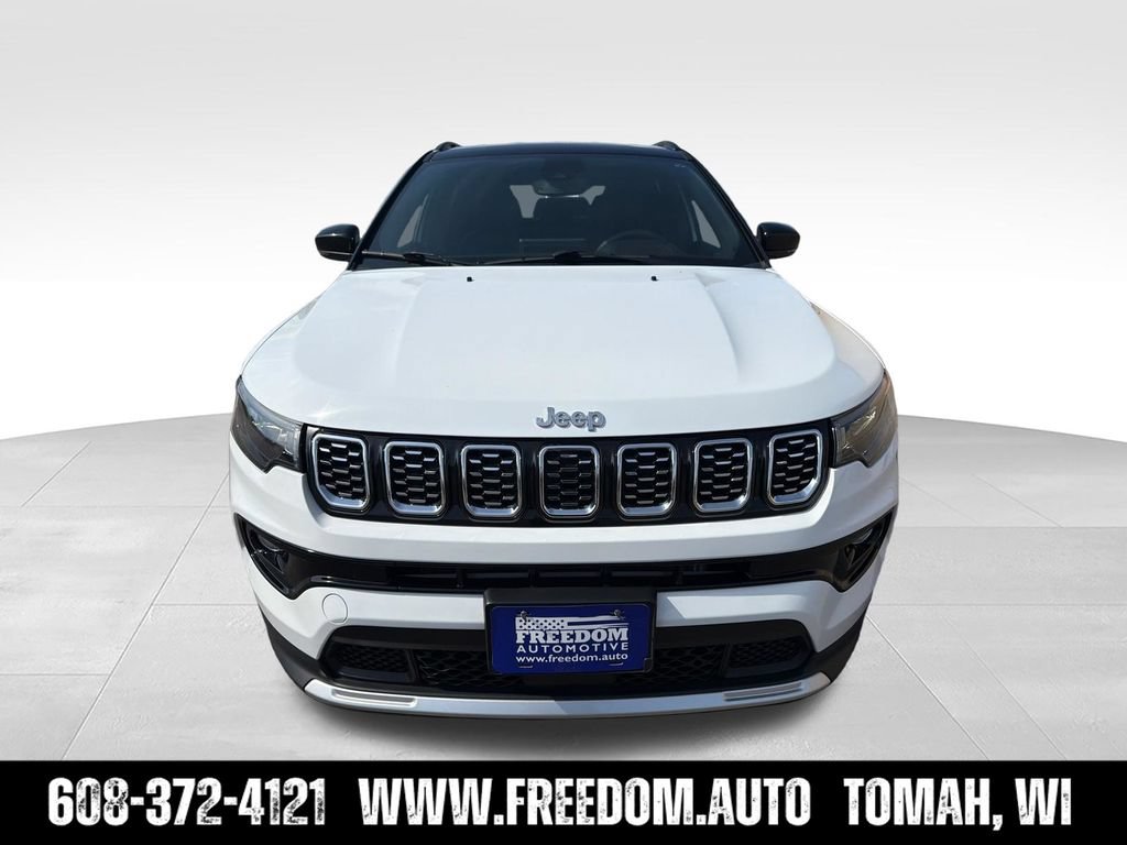 Used 2025 Jeep Compass Limited AWD/4WD image 8