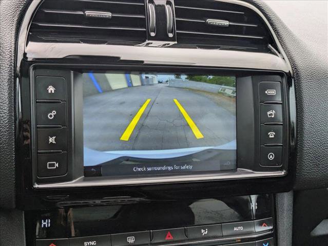 Used 2018 Jaguar F-PACE Premium AWD/4WD image 18