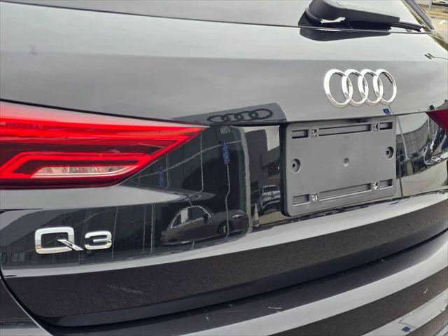 Certified 2023 Audi Q3 2.0T Premium Plus w/ Premium Plus Package AWD/4WD image 13
