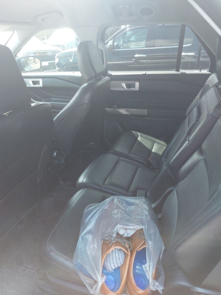 Used 2023 Ford Explorer Limited RWD image 9