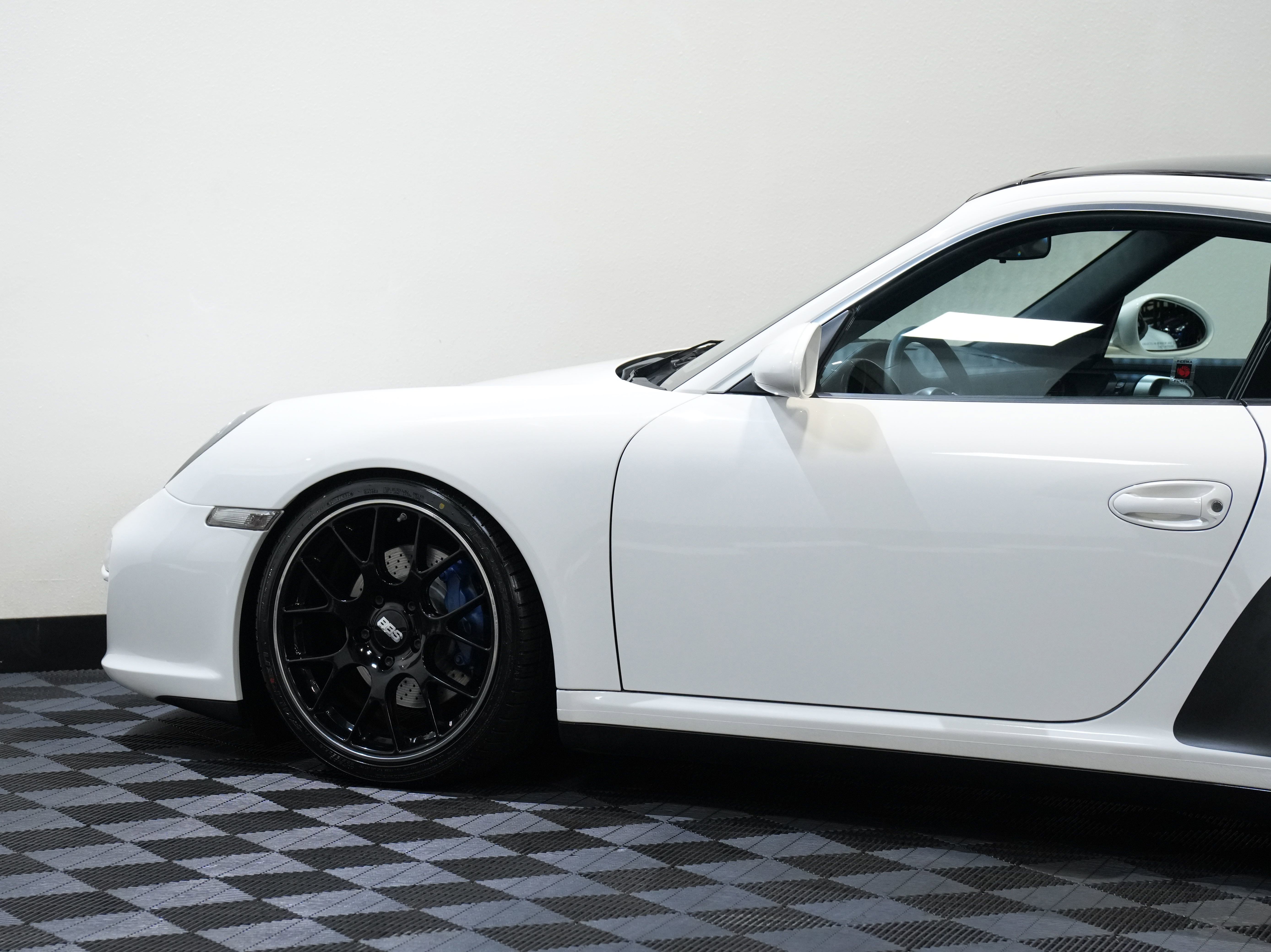 Used 2010 Porsche 911 Targa 4 AWD/4WD image 21
