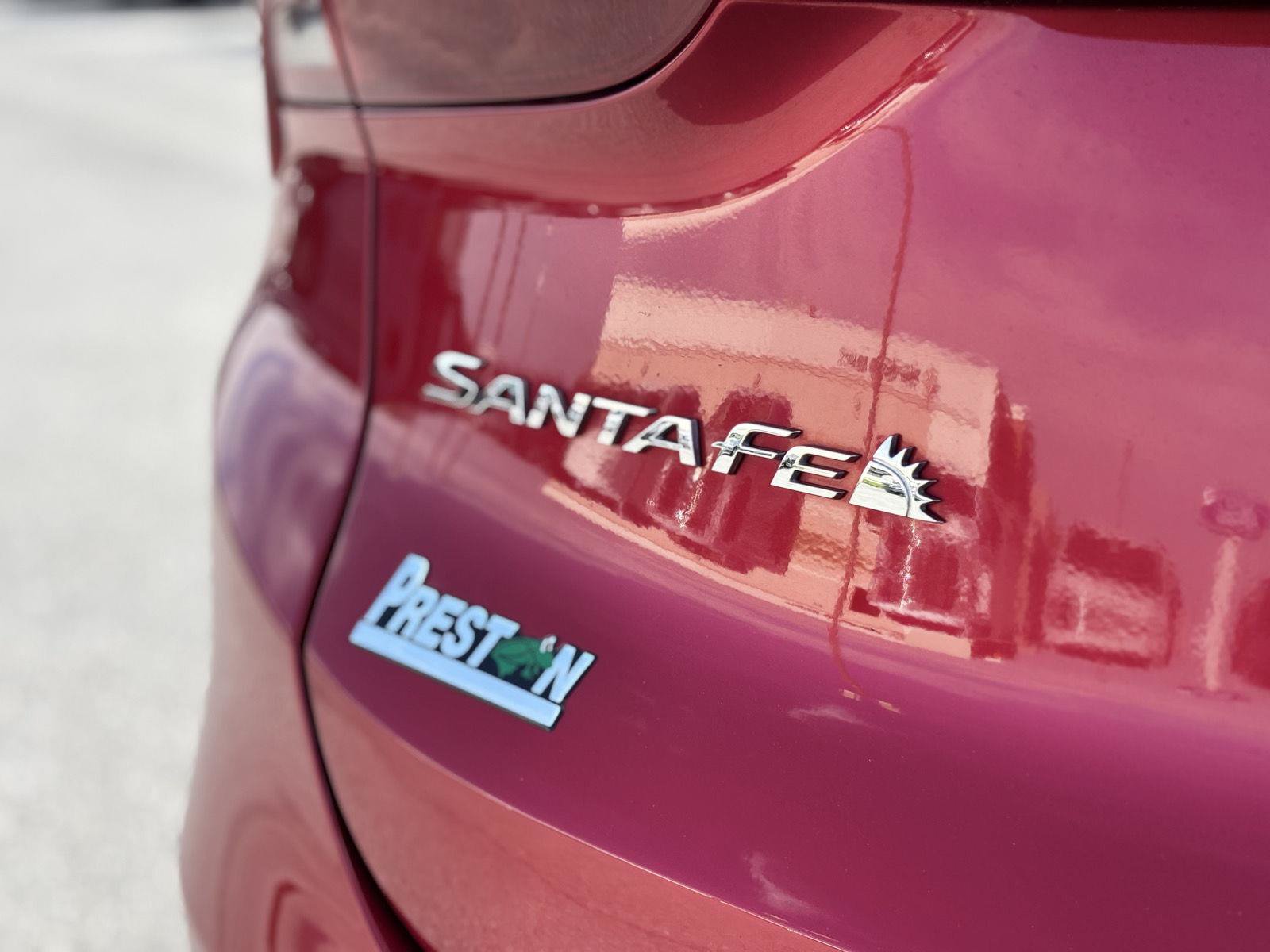 Used 2022 Hyundai Santa Fe Limited w/ Cargo Package AWD/4WD image 11